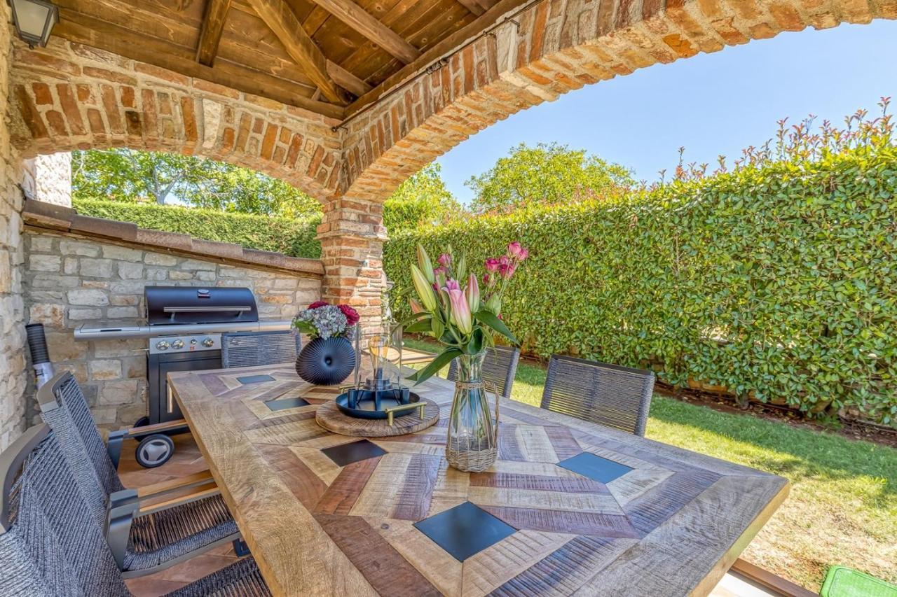 Villa Santolina Baderna Exteriör bild